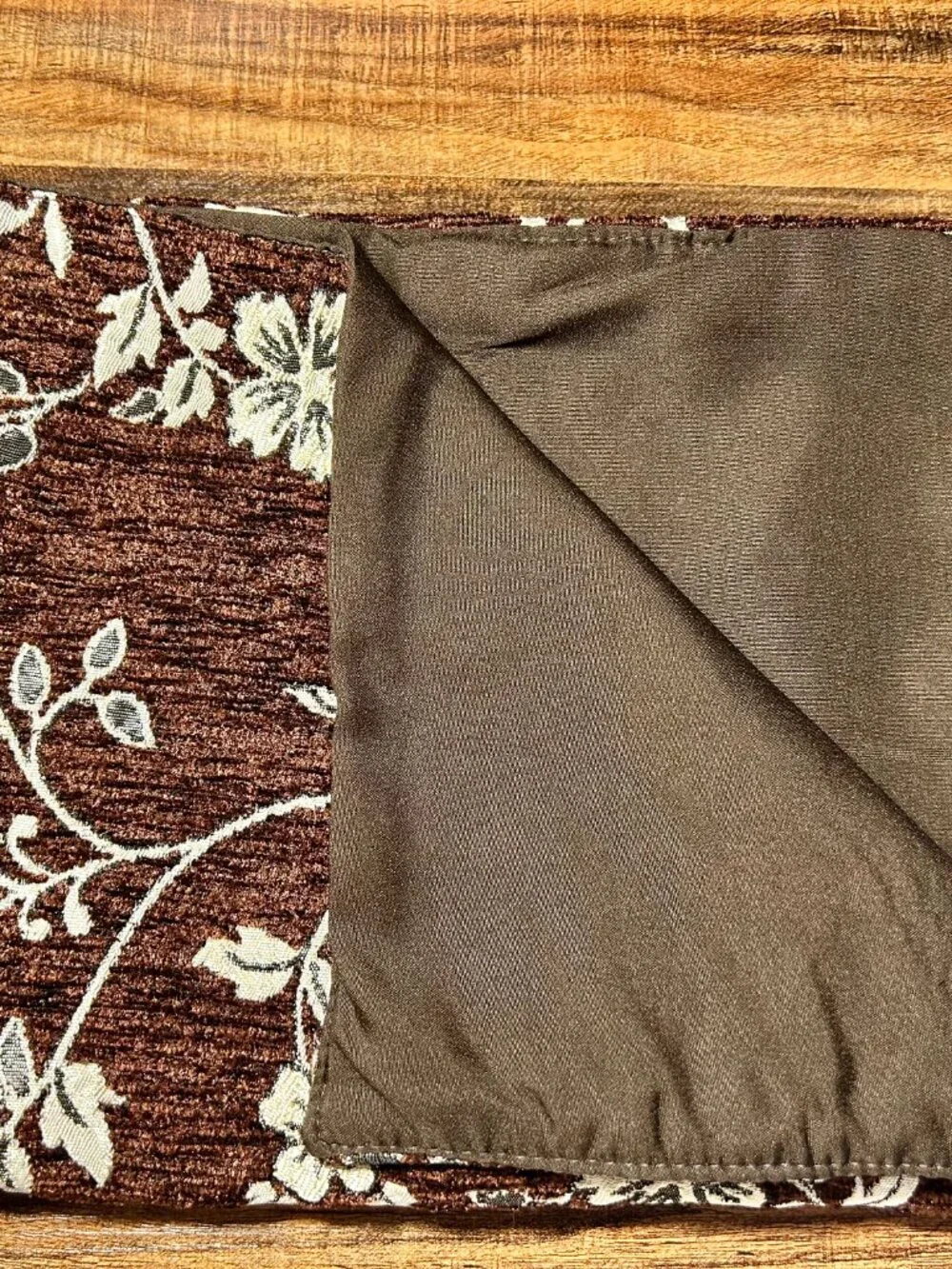 Beautiful Table Runner in brown, cream and silver